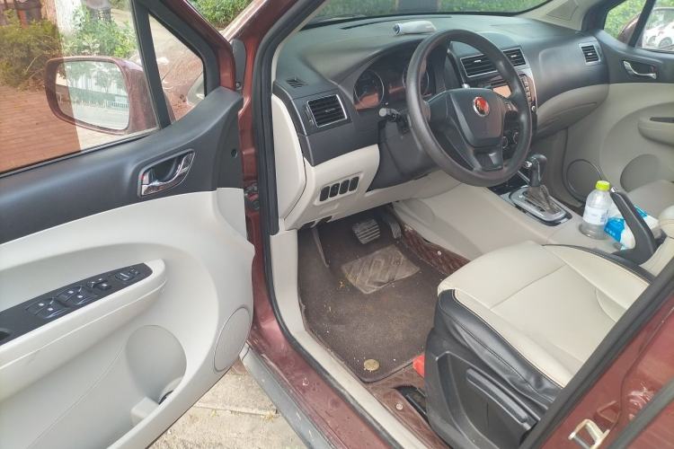 Used FORTHING Joyear XV 2016 1.6L CVT Comfort Model Driver Seat