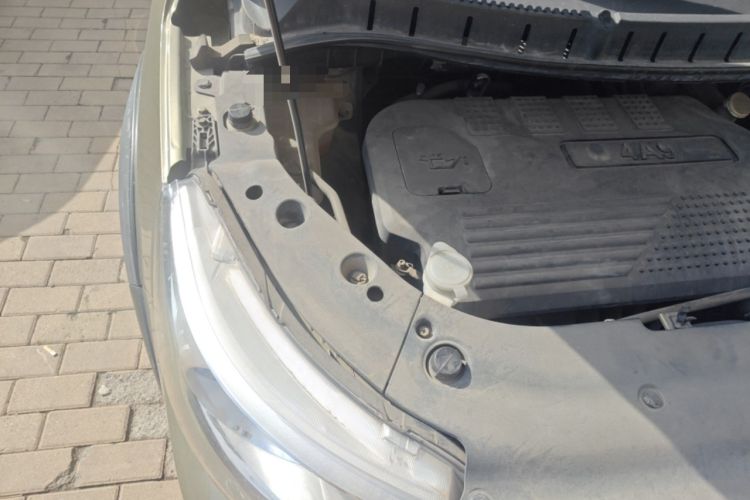 Used FORTHING Joyear XV 2016 1.6L CVT Comfort Model Engine Bay Right