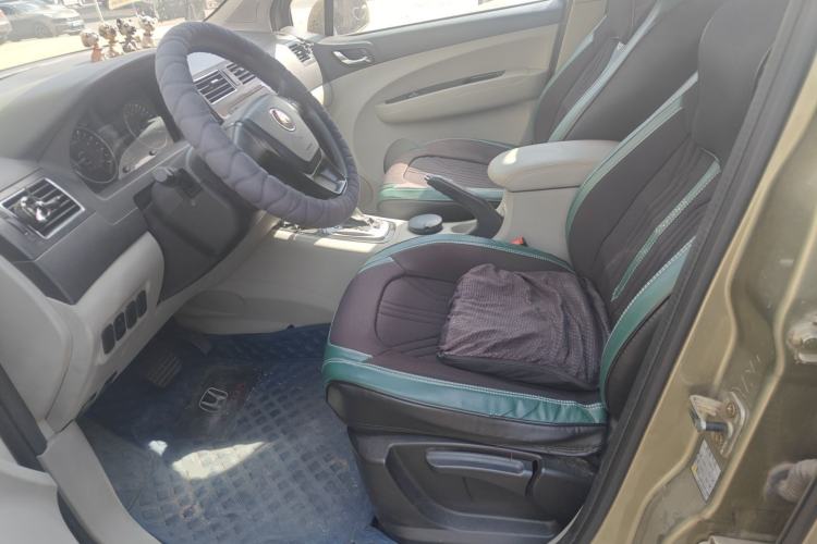 Used FORTHING Joyear XV 2016 1.6L CVT Comfort Model Left Front Seat