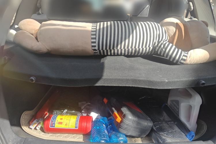 Used FORTHING Joyear XV 2016 1.6L CVT Comfort Model Trunk