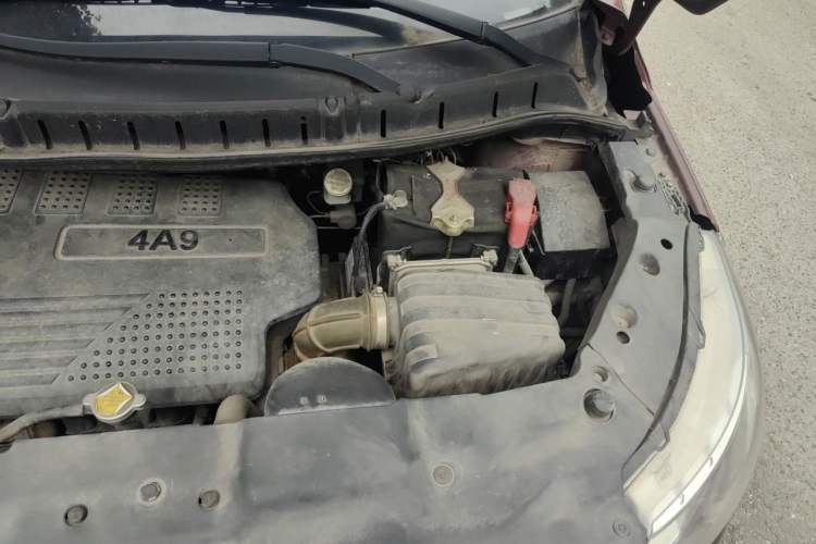 Used FORTHING Joyear XV 2016 1.6L CVT Luxury Model Engine Bay Left