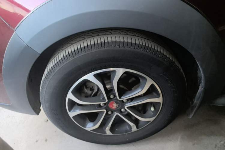 Used FORTHING Joyear XV 2016 1.6L CVT Luxury Model Left Front Wheel Hub