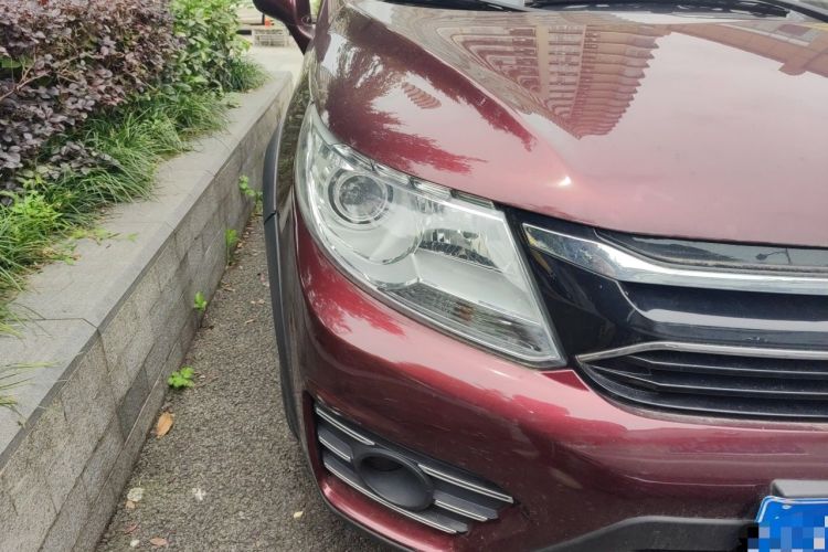 Used FORTHING Joyear XV 2016 1.6L CVT Luxury Model Right Front Headlight
