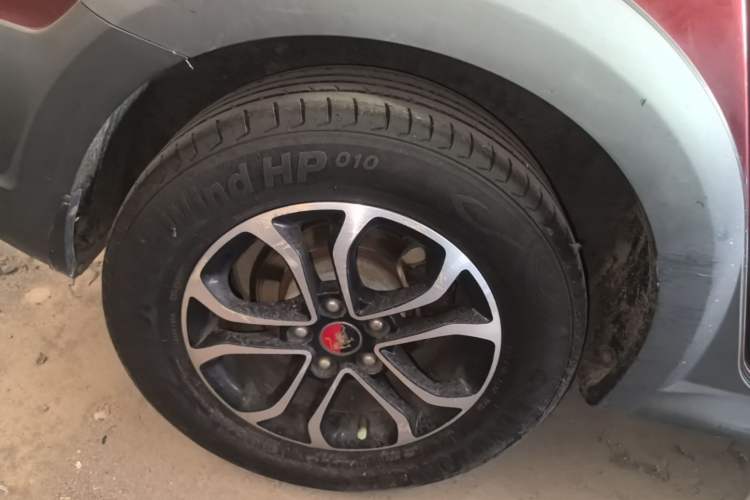 Used FORTHING Joyear XV 2016 1.6L CVT Luxury Model Right Rear Wheel Hub