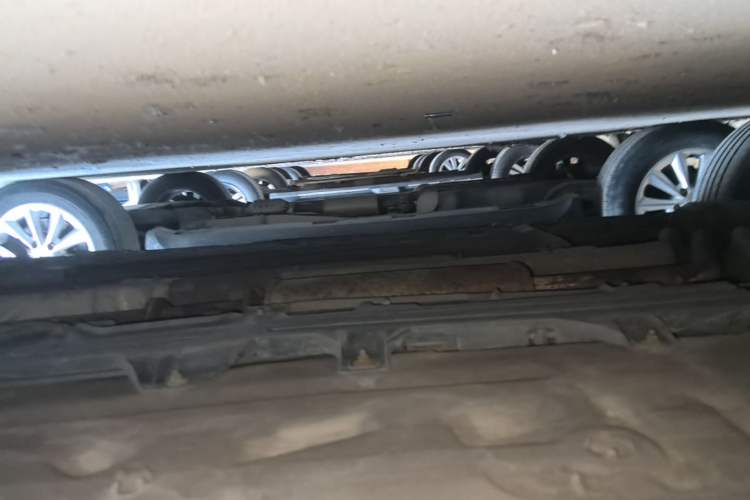 Used FORTHING Joyear XV 2016 1.6L CVT Luxury Model Right Side Sill