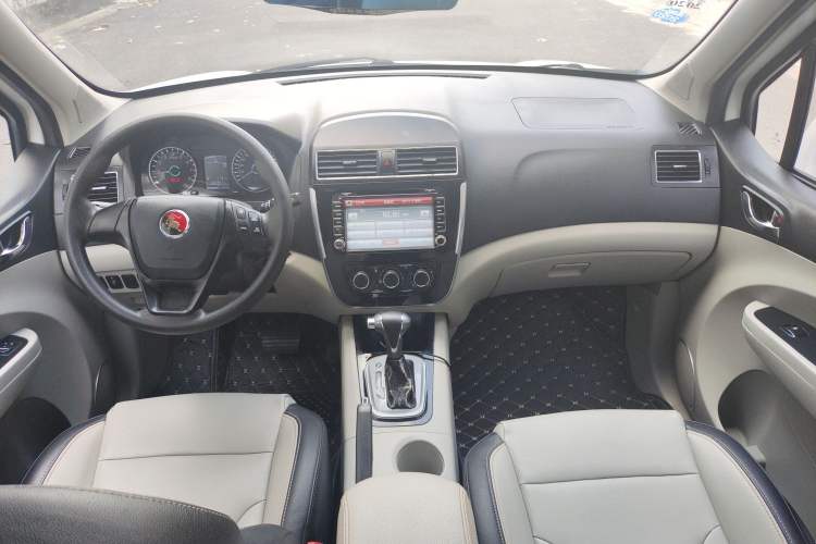 Used FORTHING Joyear XV 2016 1.6L CVT Comfort Model Center Console
