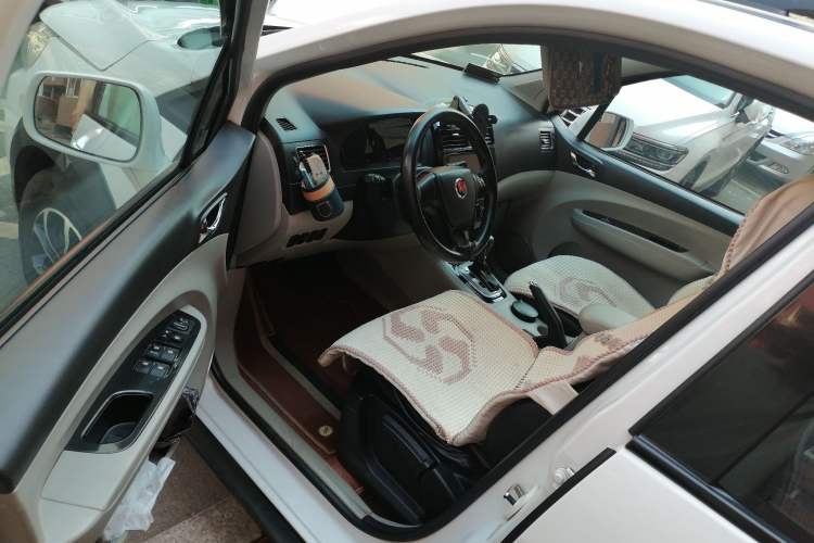 Used FORTHING Joyear XV 2016 1.6L CVT Comfort Model Driver Seat