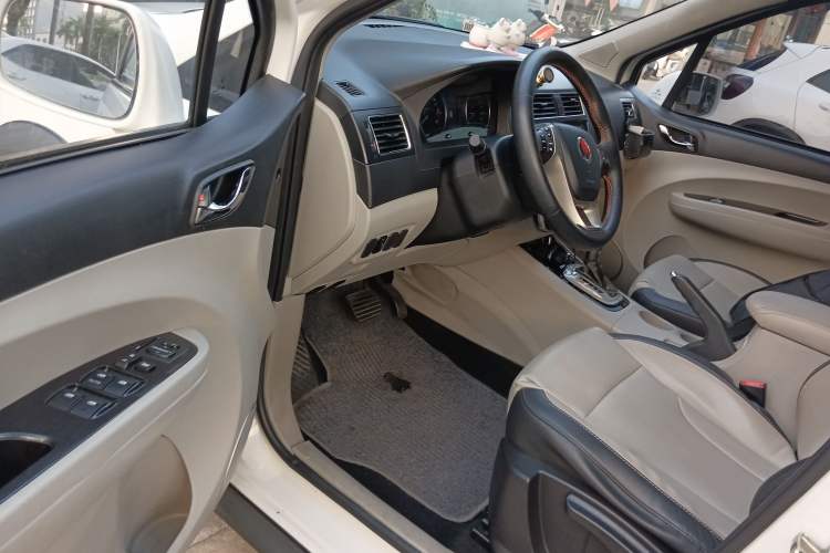 Used FORTHING Joyear XV 2016 1.6L CVT Luxury Model Driver Seat