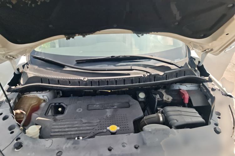Used FORTHING Joyear XV 2016 1.6L CVT Luxury Model Engine Bay