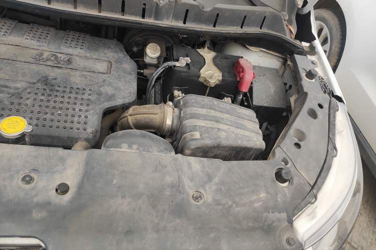 Used FORTHING Joyear XV 2016 1.6L CVT Comfort Model Engine Bay Left
