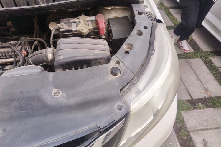 Used FORTHING Joyear XV 2016 1.6L CVT Comfort Model Engine Bay Left