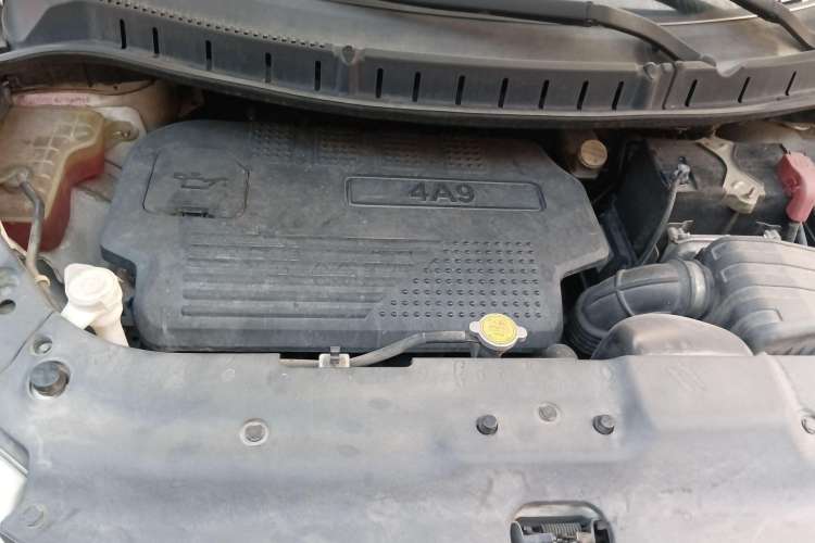 Used FORTHING Joyear XV 2016 1.6L CVT Luxury Model Engine Bay