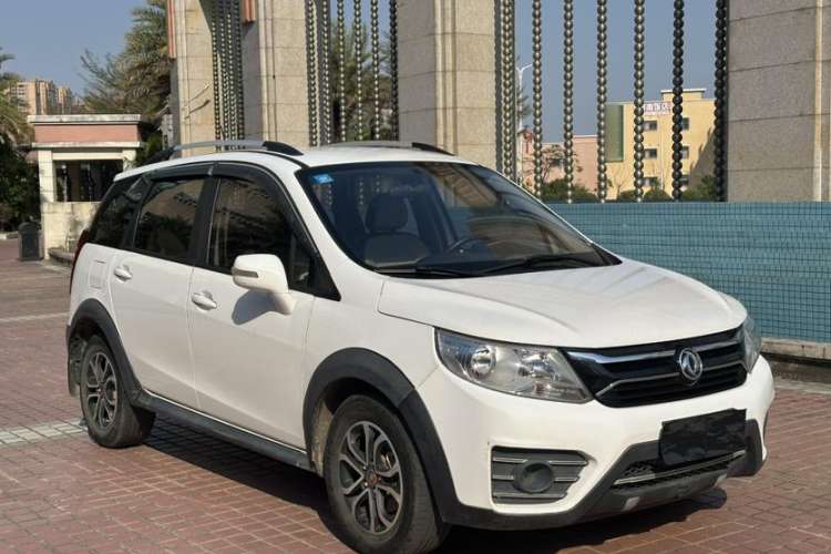 Used FORTHING Joyear XV 2016 1.6L CVT Comfort Model Exterior 2