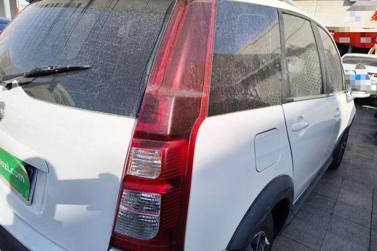 Used FORTHING Joyear XV 2016 1.6L CVT Luxury Model Exterior 6