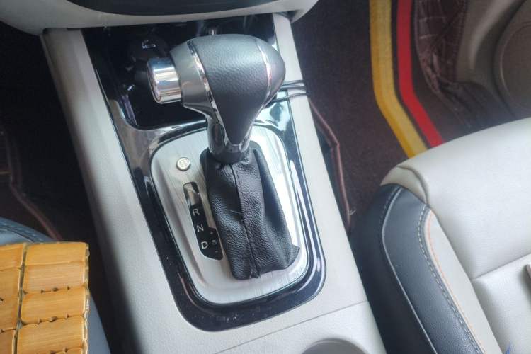 Used FORTHING Joyear XV 2016 1.6L CVT Comfort Model Gear Lever