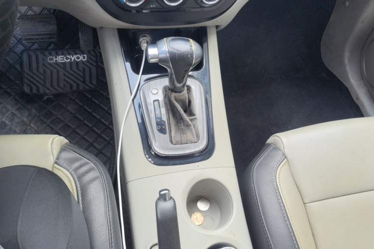 Used FORTHING Joyear XV 2016 1.6L CVT Comfort Model Gear Lever