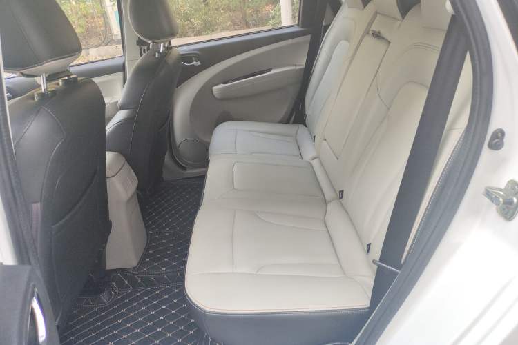 Used FORTHING Joyear XV 2016 1.6L CVT Comfort Model Left Rear Seat