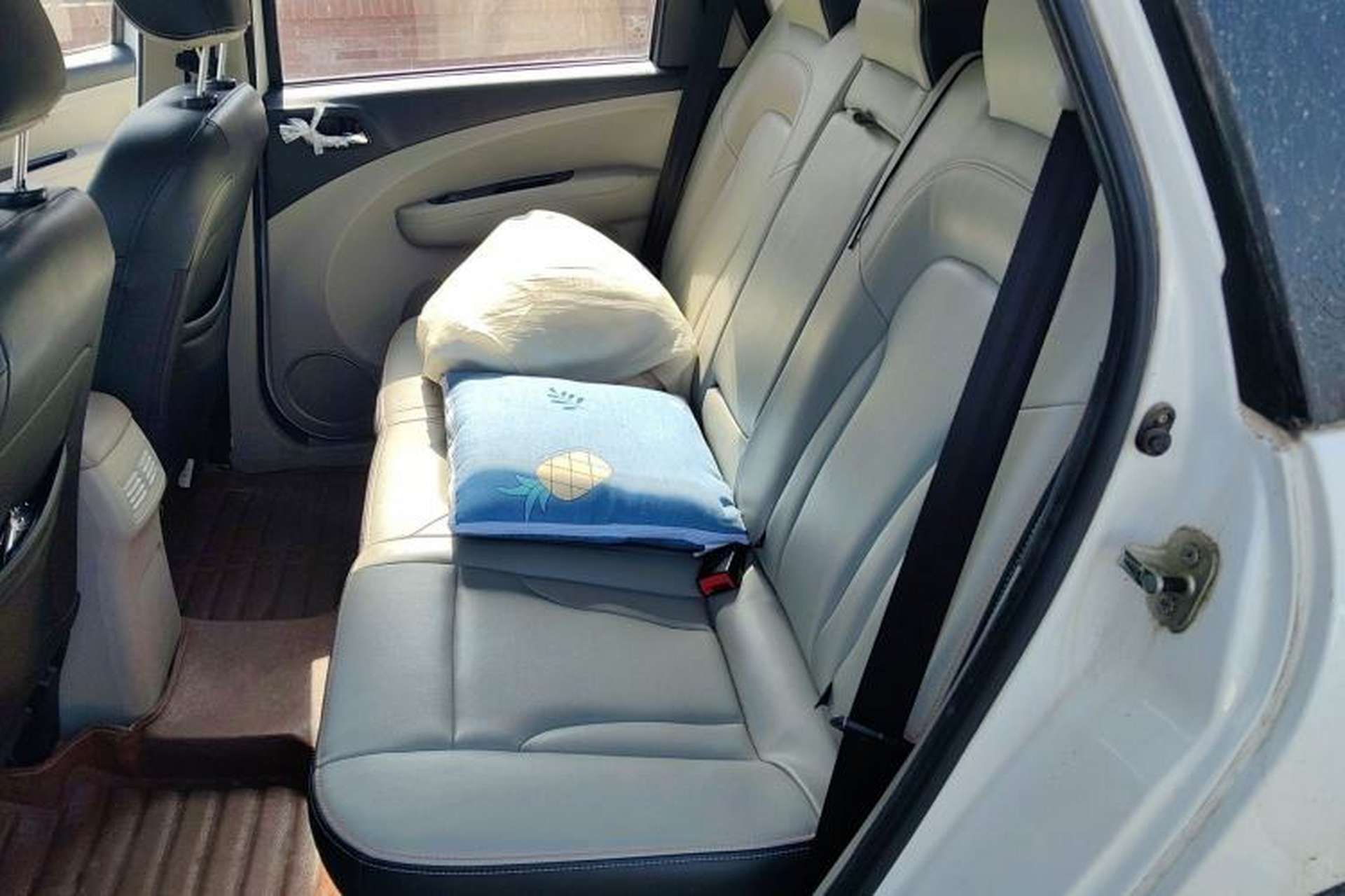 Used FORTHING Joyear XV 2016 1.6L CVT Luxury Model Left Rear Seat