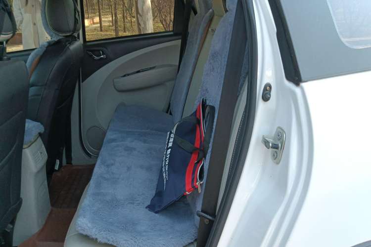 Used FORTHING Joyear XV 2016 1.6L CVT Luxury Model Left Rear Seat