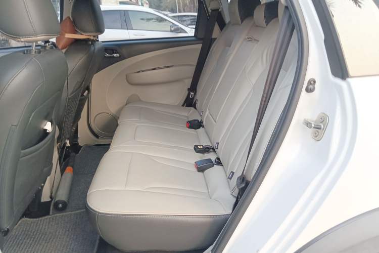 Used FORTHING Joyear XV 2016 1.6L CVT Luxury Model Left Rear Seat