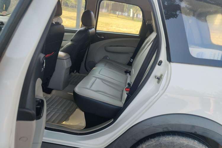 Used FORTHING Joyear XV 2016 1.6L CVT Comfort Model Left Rear Seat