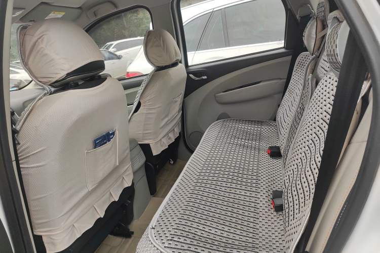 Used FORTHING Joyear XV 2016 1.6L CVT Comfort Model Left Rear Seat
