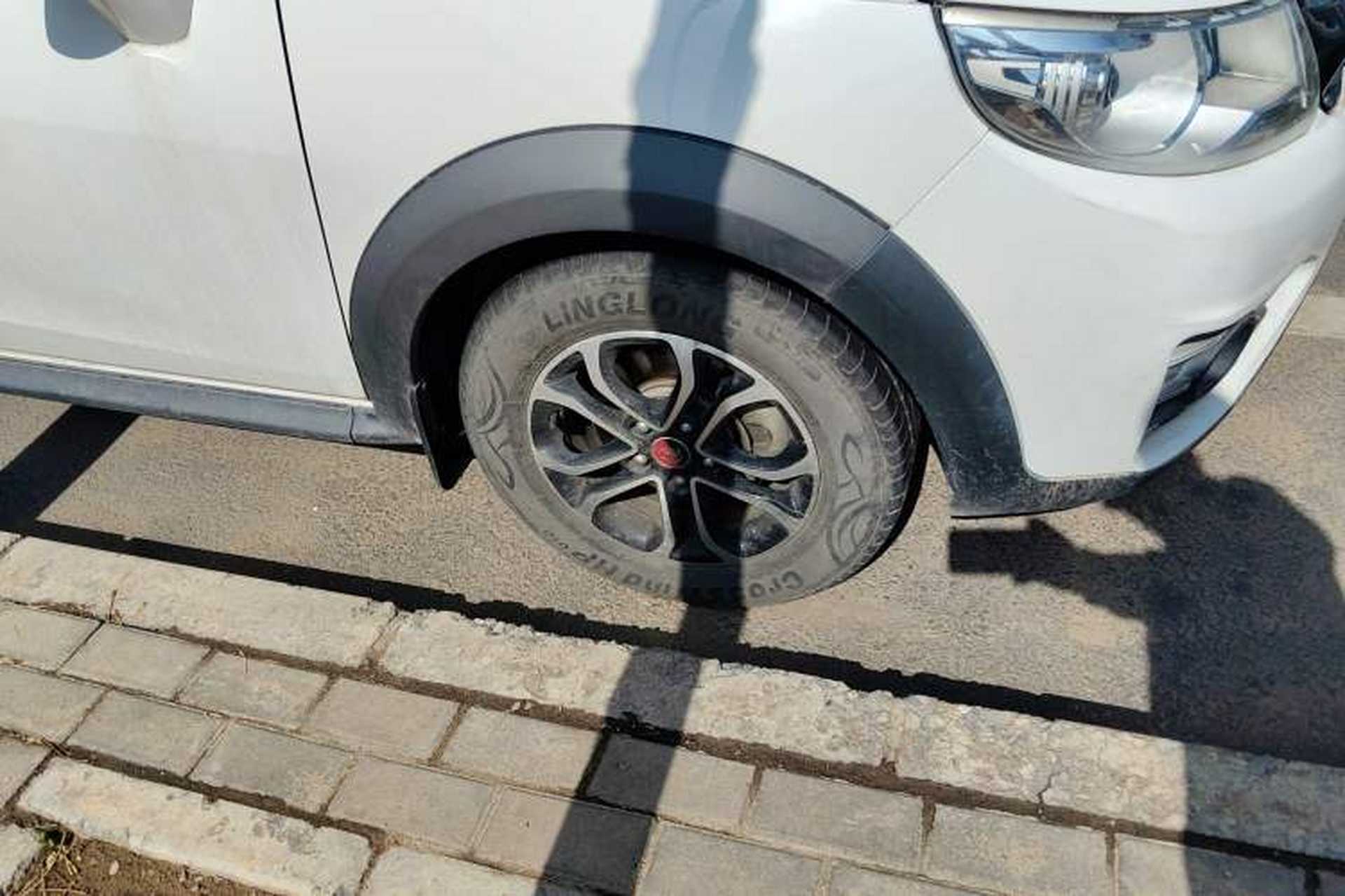 Used FORTHING Joyear XV 2016 1.6L CVT Luxury Model Right Front Wheel Hub