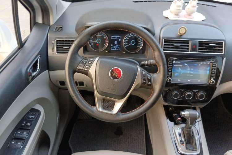 Used FORTHING Joyear XV 2016 1.6L CVT Luxury Model Steering Wheel