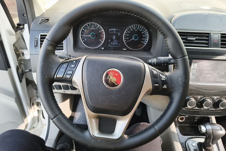Used FORTHING Joyear XV 2016 1.6L CVT Luxury Model Steering Wheel