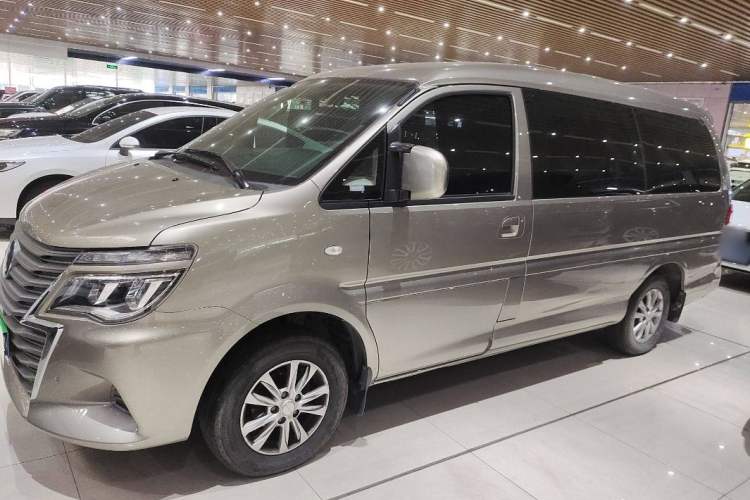 Used FORTHING Lingzhi 2022 Striving Version M5L 2.0L Luxury 7-Seater Exterior 4