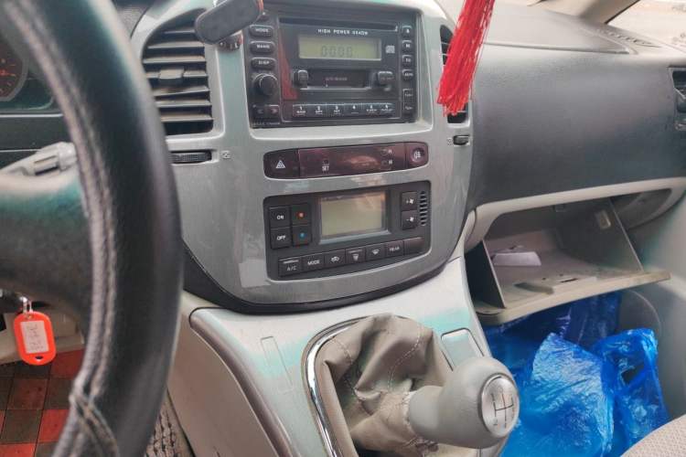 Used FORTHING Lingzhi 2007 2.0L Manual Deluxe Edition Audio And AC Panel