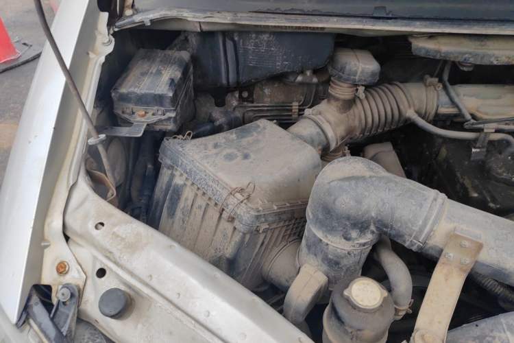 Used FORTHING Lingzhi 2007 2.0L Manual Deluxe Edition Engine Bay Right