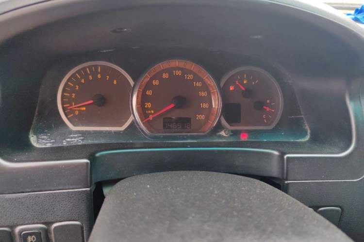 Used FORTHING Lingzhi 2007 2.0L Manual Deluxe Edition Odometer Close Up