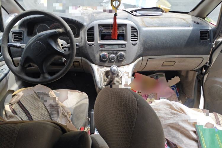 Used FORTHING Lingzhi 2010 2.0L CMV 4G63 Center Console
