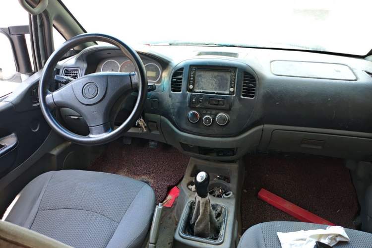 Used FORTHING Lingzhi 2010 2.0L CMV 4G63 Center Console