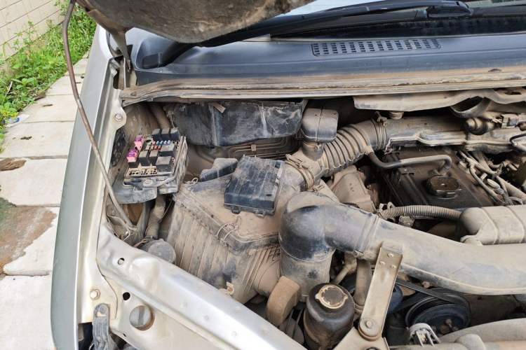 Used FORTHING Lingzhi 2010 2.0L CMV 4G63 Engine Bay Right