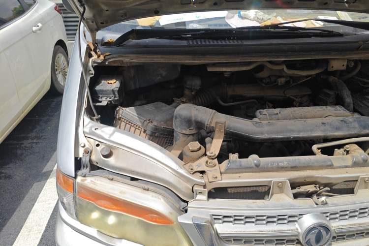 Used FORTHING Lingzhi 2010 2.0L CMV 4G63 Engine Bay Right