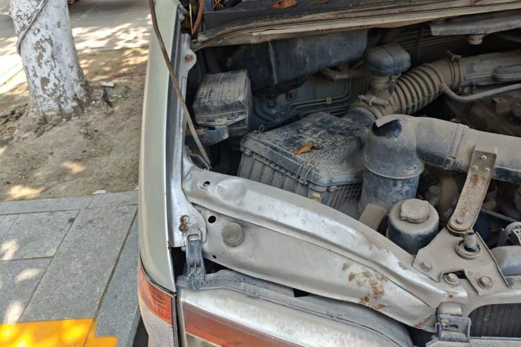 Used FORTHING Lingzhi 2010 2.0L CMV 4G63 Engine Bay Right