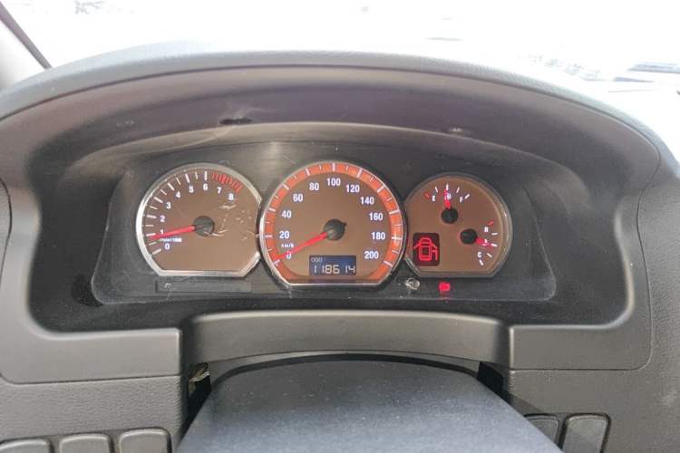 Used FORTHING Lingzhi 2010 Q7 2.0L 7-Seater Entrepreneur Edition Instrument Cluster