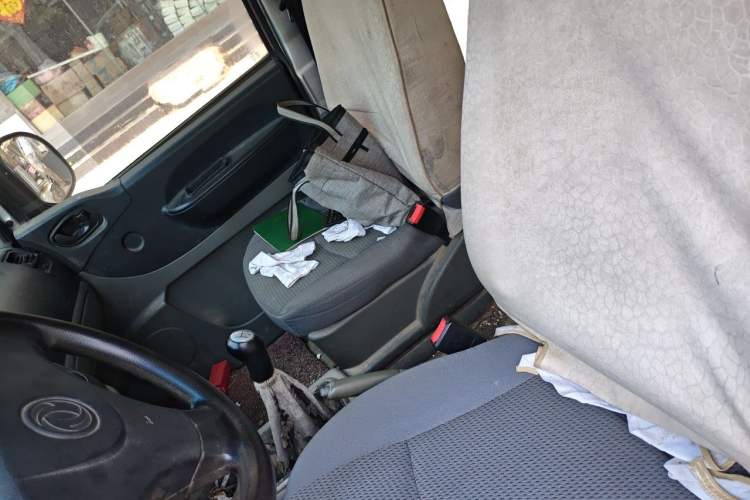 Used FORTHING Lingzhi 2010 2.0L CMV 4G63 Left Front Seat