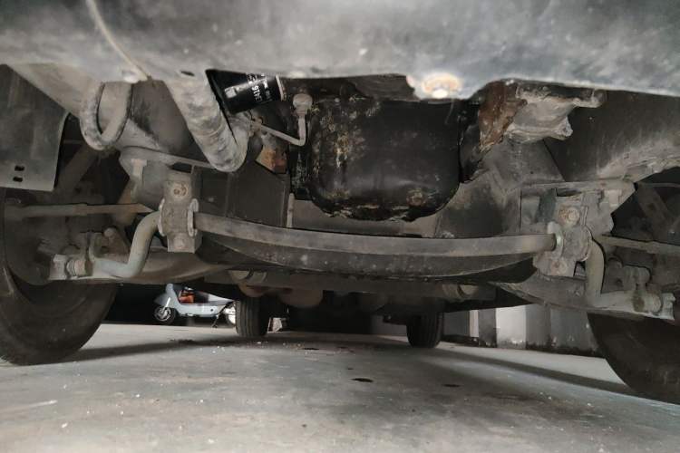 Used FORTHING Lingzhi 2011 2.0L C11E Short-Wheelbase Comfort Edition Chassis Front