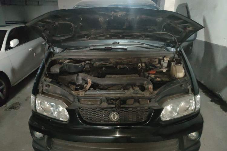 Used FORTHING Lingzhi 2011 2.0L C11E Short-Wheelbase Comfort Edition Engine Bay
