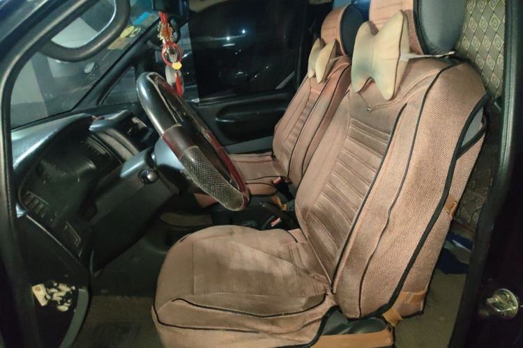 Used FORTHING Lingzhi 2011 2.0L C11E Short-Wheelbase Comfort Edition Left Front Seat