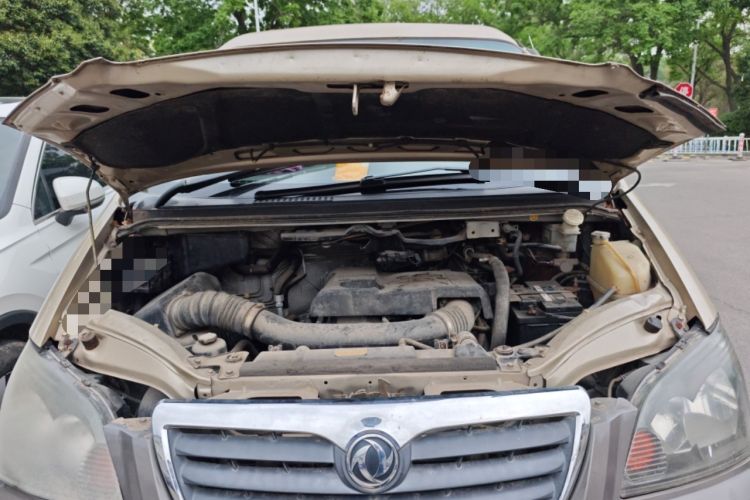 Used FORTHING Lingzhi 2011 QA 2.4L Short-Wheelbase Comfort Edition Engine Bay