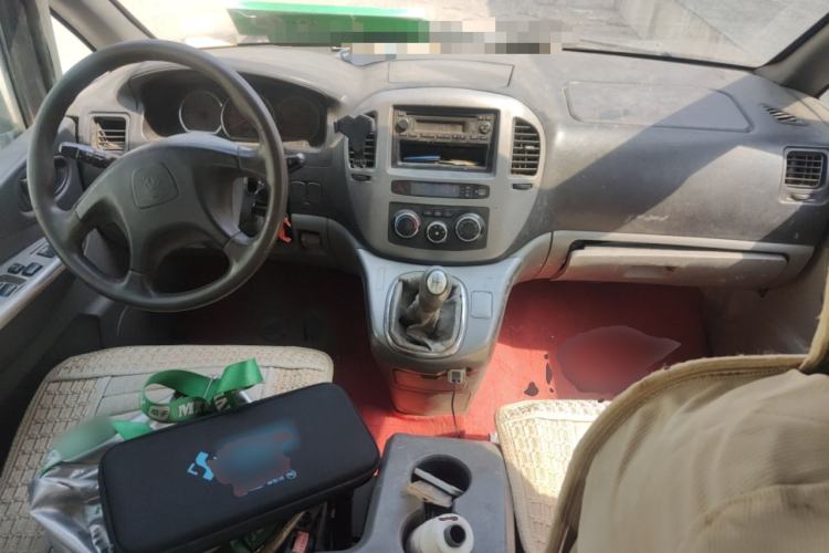 Used FORTHING Lingzhi 2011 Q3 2.0L Short-Wheelbase Standard Edition Center Console