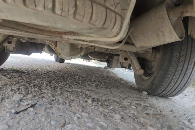 Used FORTHING Lingzhi 2011 Q3 2.0L Short-Wheelbase Standard Edition Chassis Rear