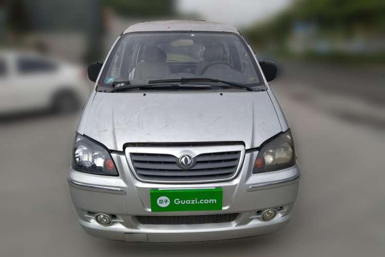 Used FORTHING Lingzhi 2011 Q3 2.0L 7-Seater Long-Wheelbase Entrepreneur Edition Front