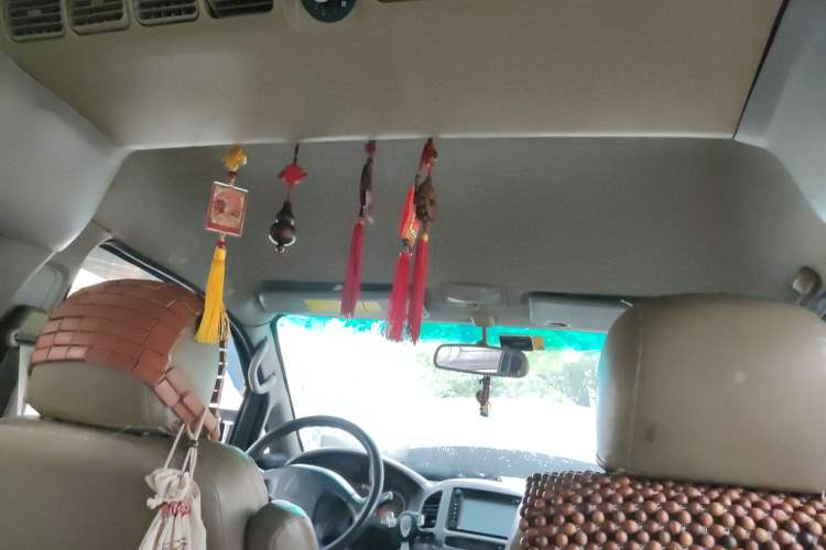 Used FORTHING Lingzhi 2011 1.9T 7-Seater Long-Wheelbase Entrepreneur Edition Headliner