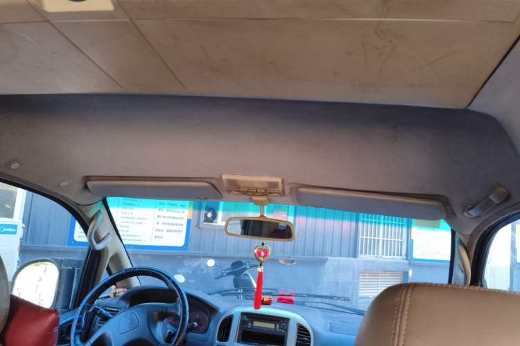Used FORTHING Lingzhi 2011 Q3 2.0L 7-seat Long-wheelbase Standard Edition Headliner
