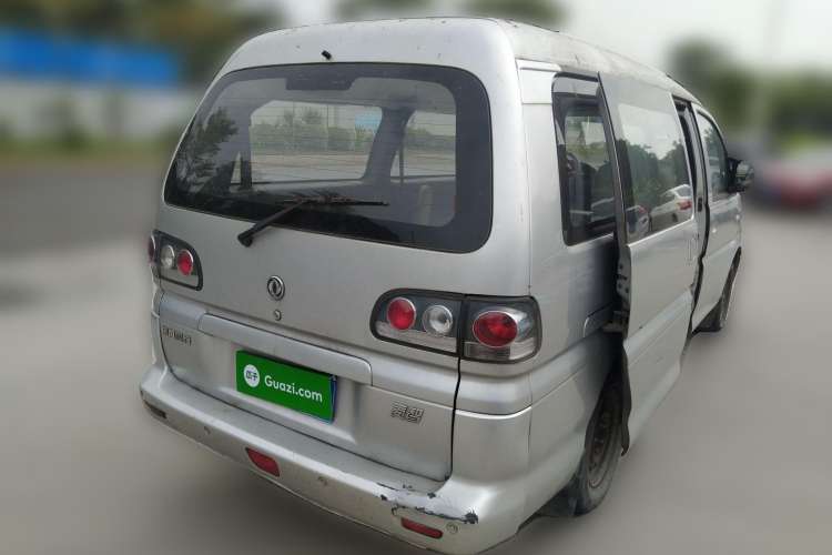 Used FORTHING Lingzhi 2011 Q3 2.0L 7-Seater Long-Wheelbase Entrepreneur Edition Rear Right 45 Deg